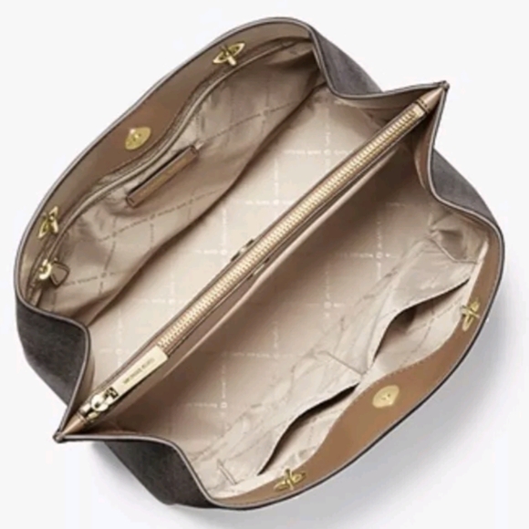 NWT Michael Kors Teagan Shoulder Bag - Picture 2 of 15